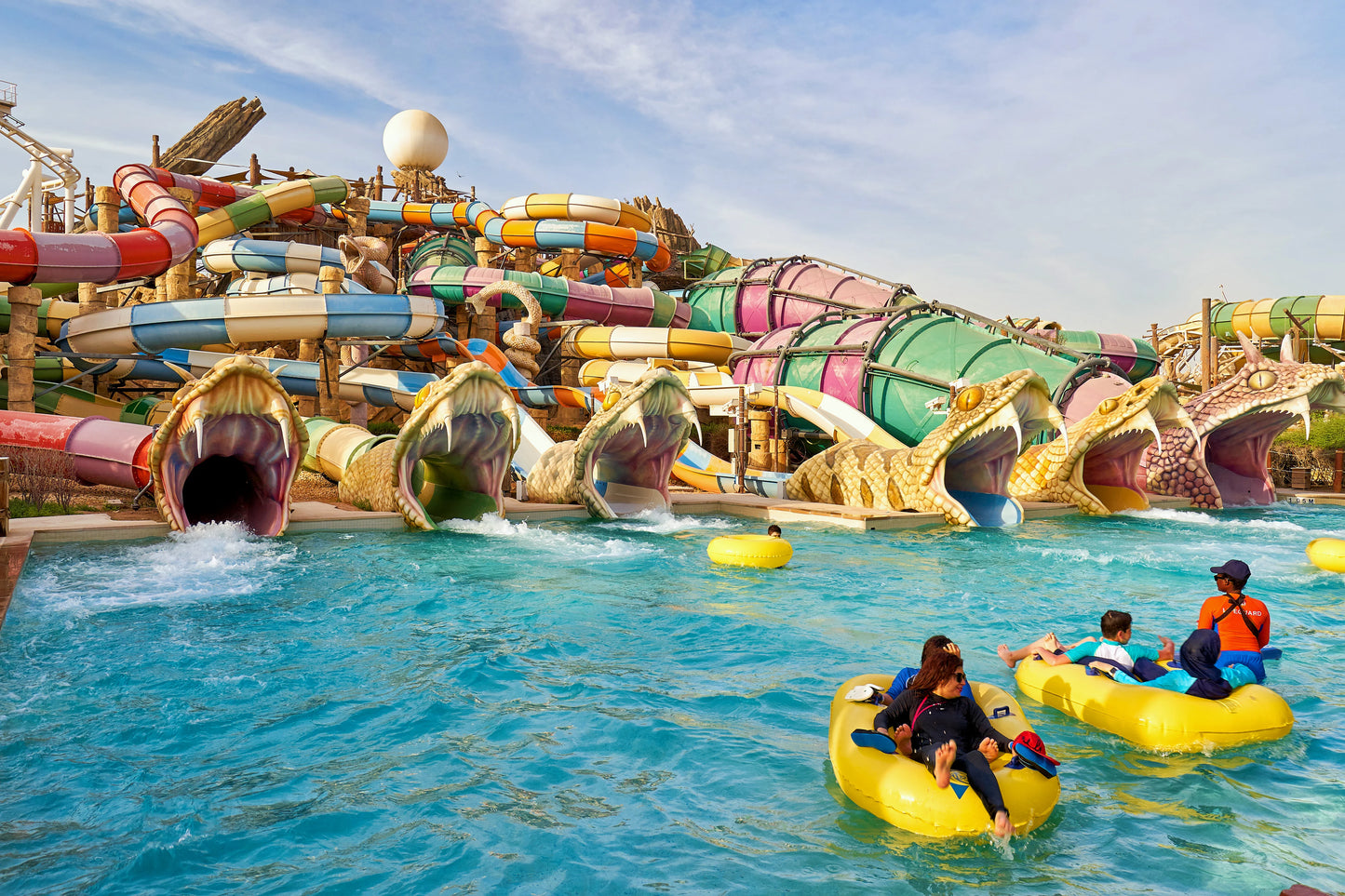 Parque aquático Yas Waterworld Abu Dhabi